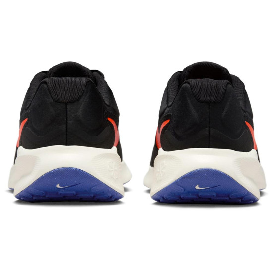 Nike Revolution 7
